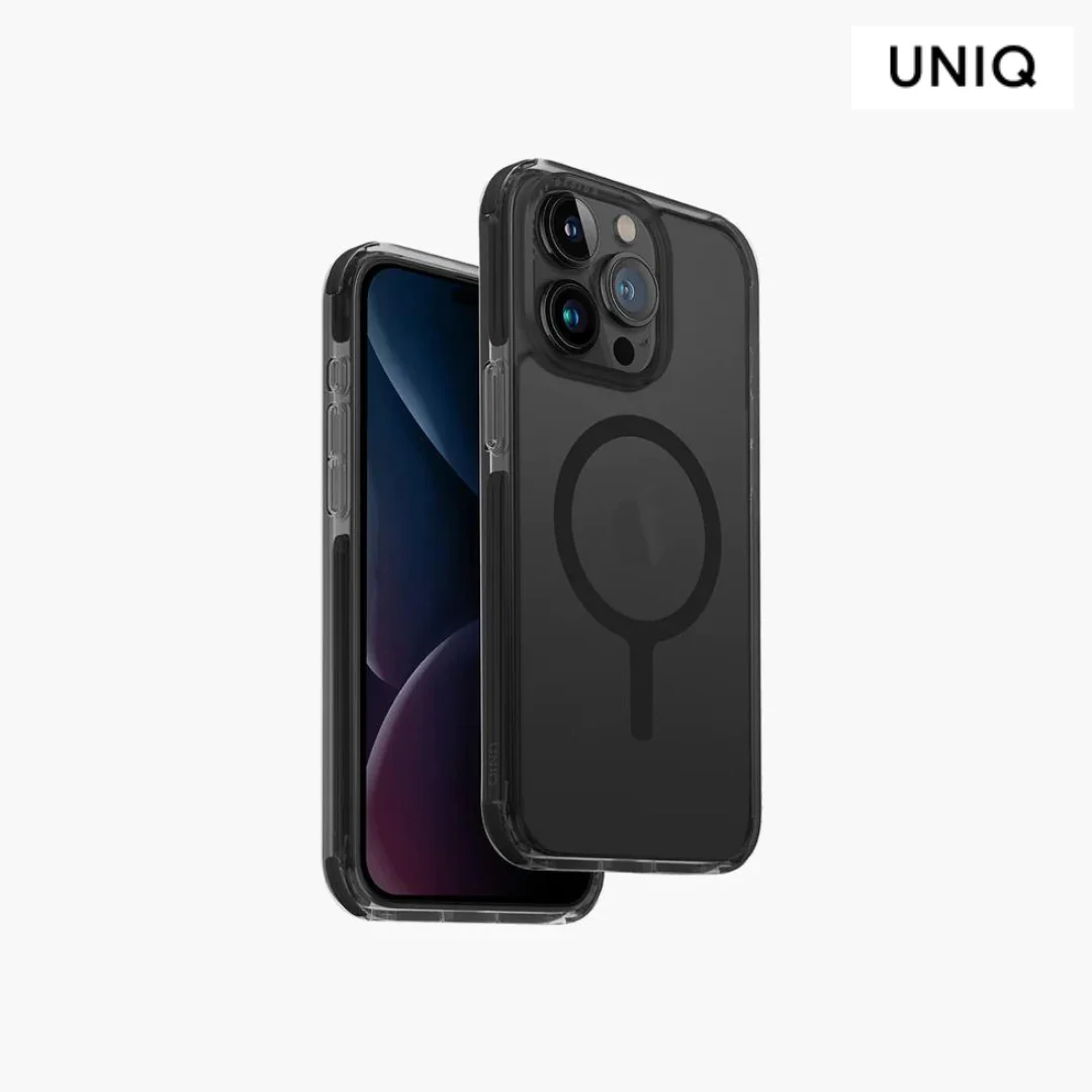 UNIQ iPhone 15 Pro Max Combat Case - White