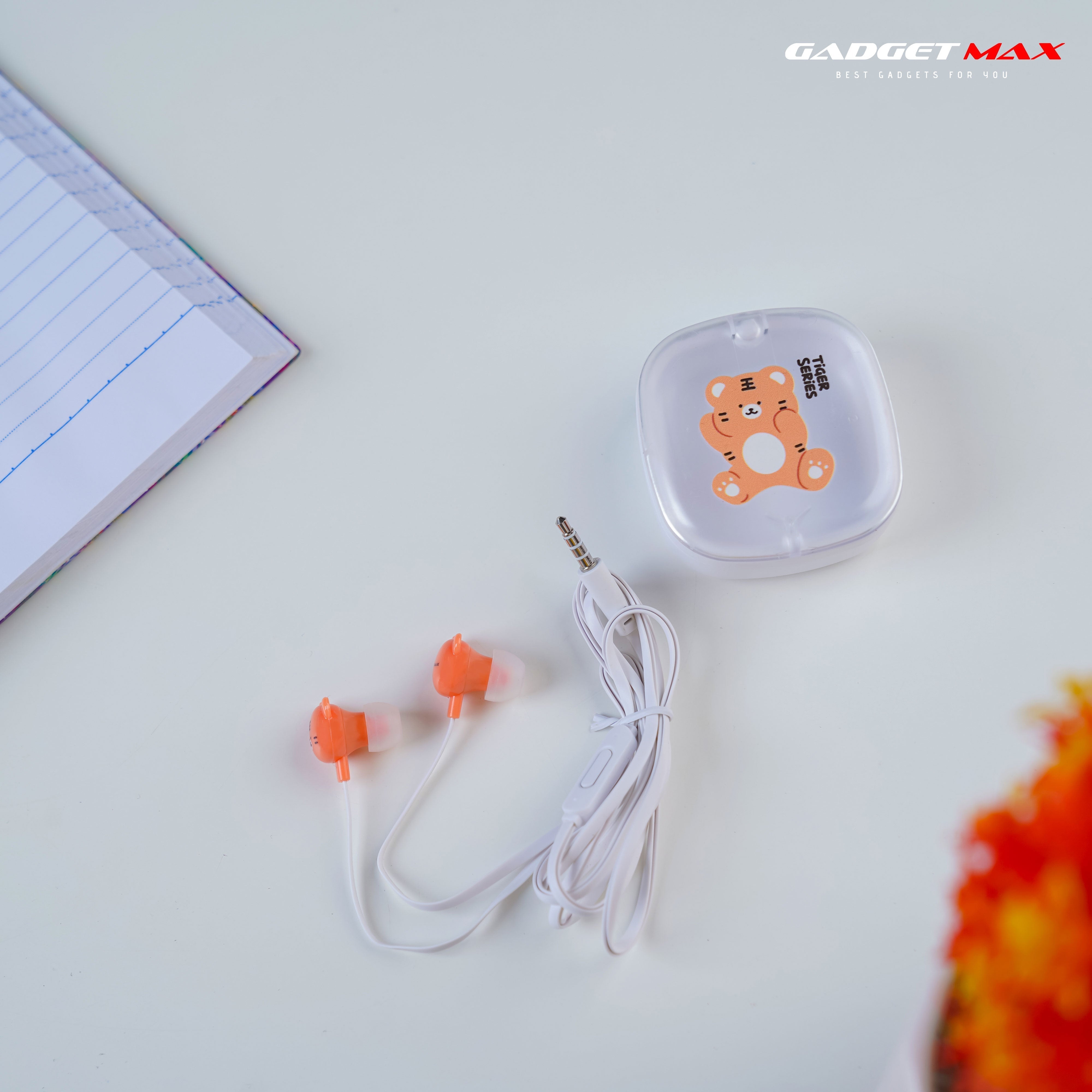 GADGET MAX GIGII-235 TIGER SERIES 3.5MM WIRED EARPHONE - WHITE